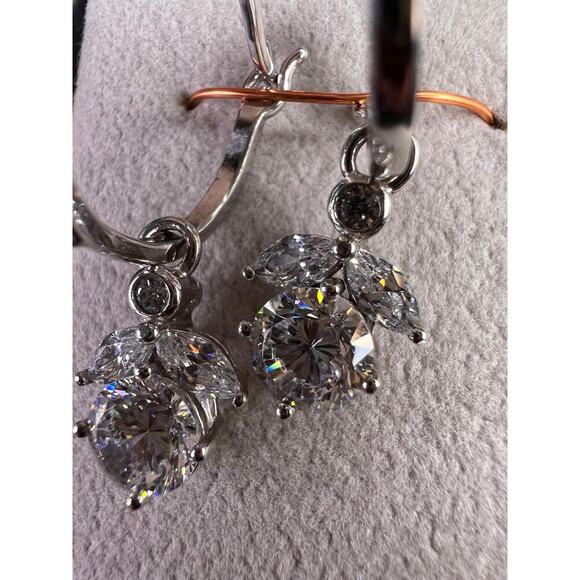 Cz hoop dangle earrings in sterling silver - Picture 14 of 16